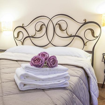 Costa Catterina B&B Castagnito Bagian luar foto
