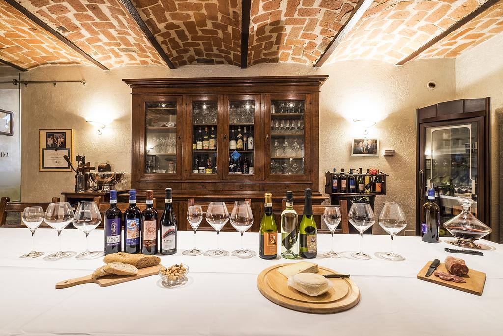 Costa Catterina B&B Castagnito Bagian luar foto