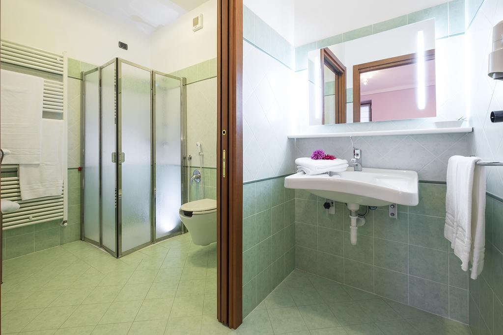 Costa Catterina B&B Castagnito Bagian luar foto