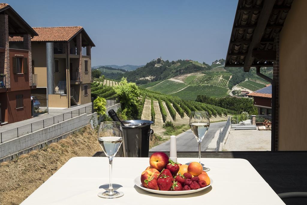 Costa Catterina B&B Castagnito Bagian luar foto